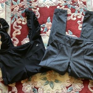 2 PRS OF XERSION ATHLETIC WORKOUT PANTS IN SZ MED